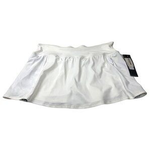 Lija NWT White Elite Center Skort. Size Large